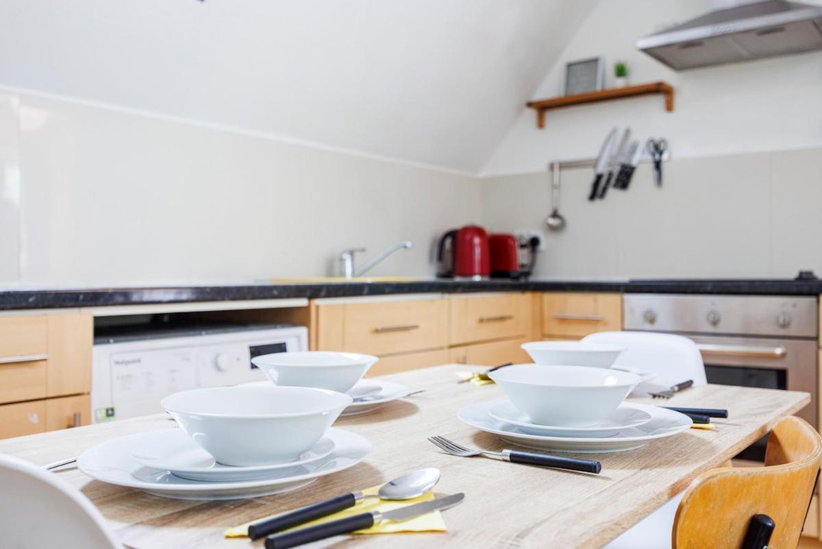 Colourful And Cozy Near Station - New Cross - Goldsmith Apartment London