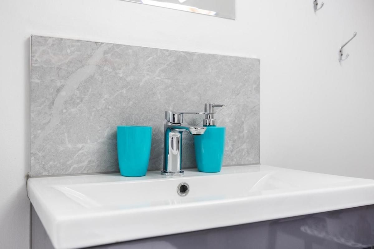 Colourful And Cozy Near Station - New Cross - Goldsmith Apartment London