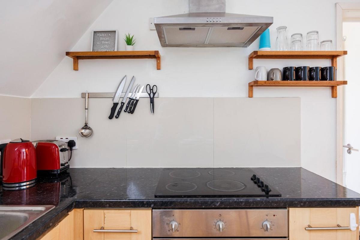 Colourful And Cozy Near Station - New Cross - Goldsmith Apartment London
