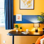 Colourful And Cozy Home Near Station - New Cross - Goldsmith
